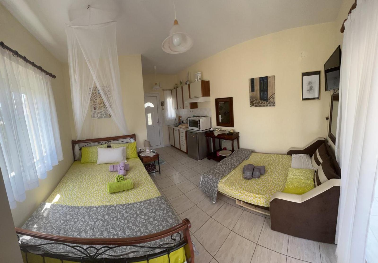 Lia'S Beach House Айос-Николаос Номер фото